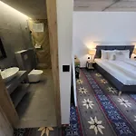By Villaolimpijska2 3*