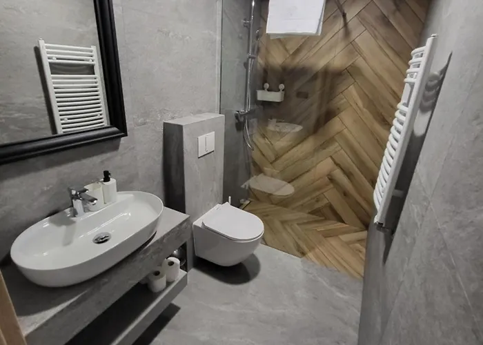 By Villaolimpijska2 בית הארחה 3*