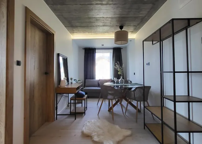 By Villaolimpijska2 בית הארחה