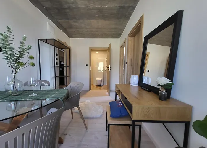 By Villaolimpijska2 בית הארחה 3*