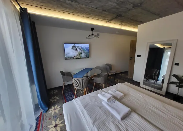 By Villaolimpijska2 בית הארחה 3*