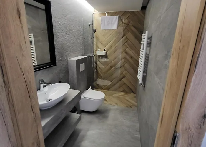 By Villaolimpijska2 בית הארחה 3*