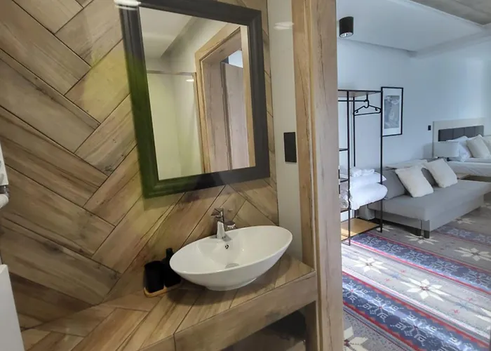 By Villaolimpijska2 3* אוסטראון